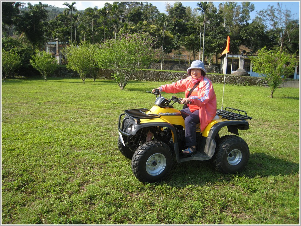 2013-03-08 09-06-47樂山登山車飆車趣.JPG